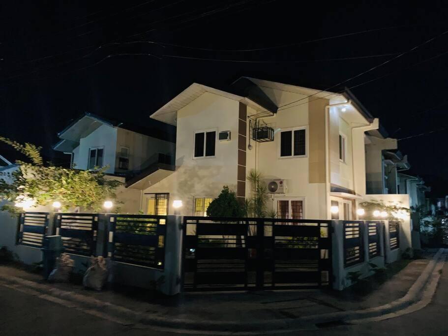 Mansfield W Parking - Fully Airconditioned Angeles Exterior foto